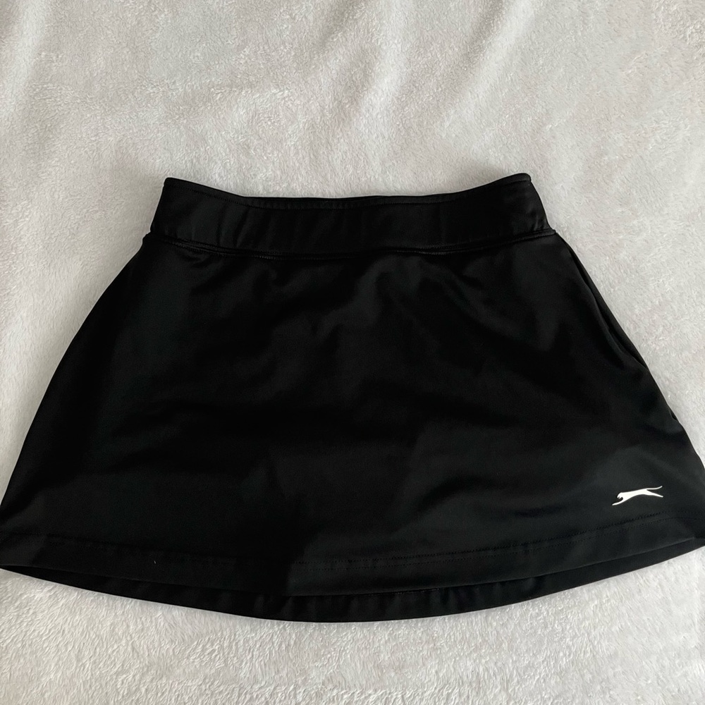 Black tennis sirt